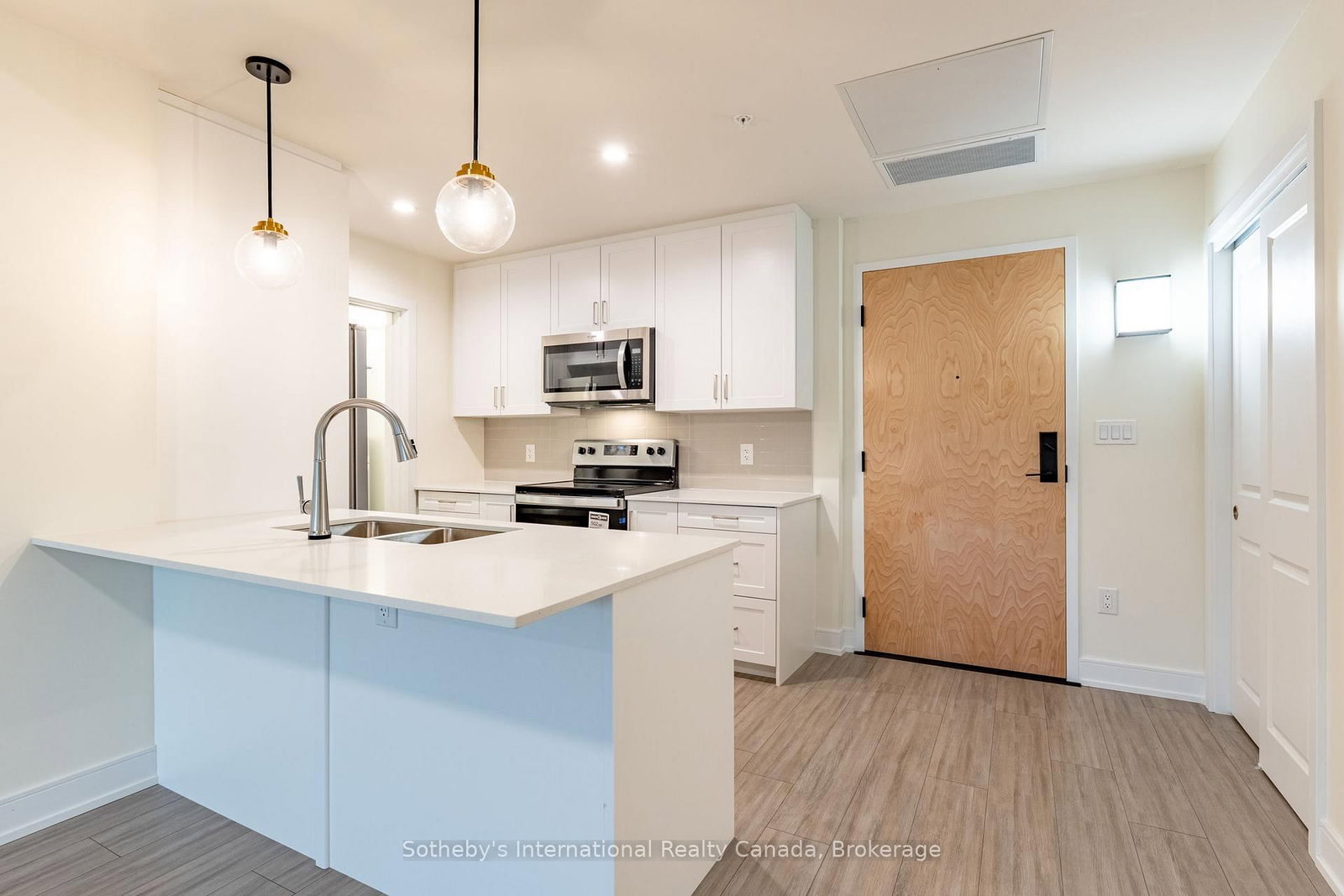 121 Mary Street, Unit 416 - Photo 11