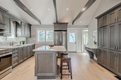 2484 Highway 11 S • Oro-Medonte, ON photo 5