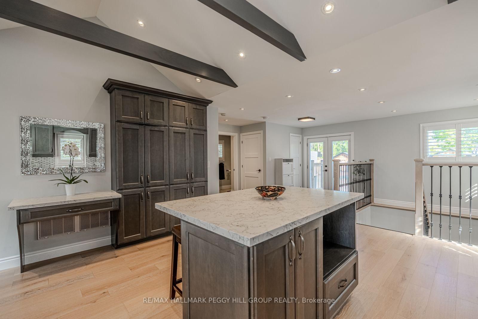 2484 Highway 11 S • Oro-Medonte, ON photo 7