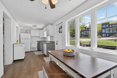 83 BEACH Road — photo 4