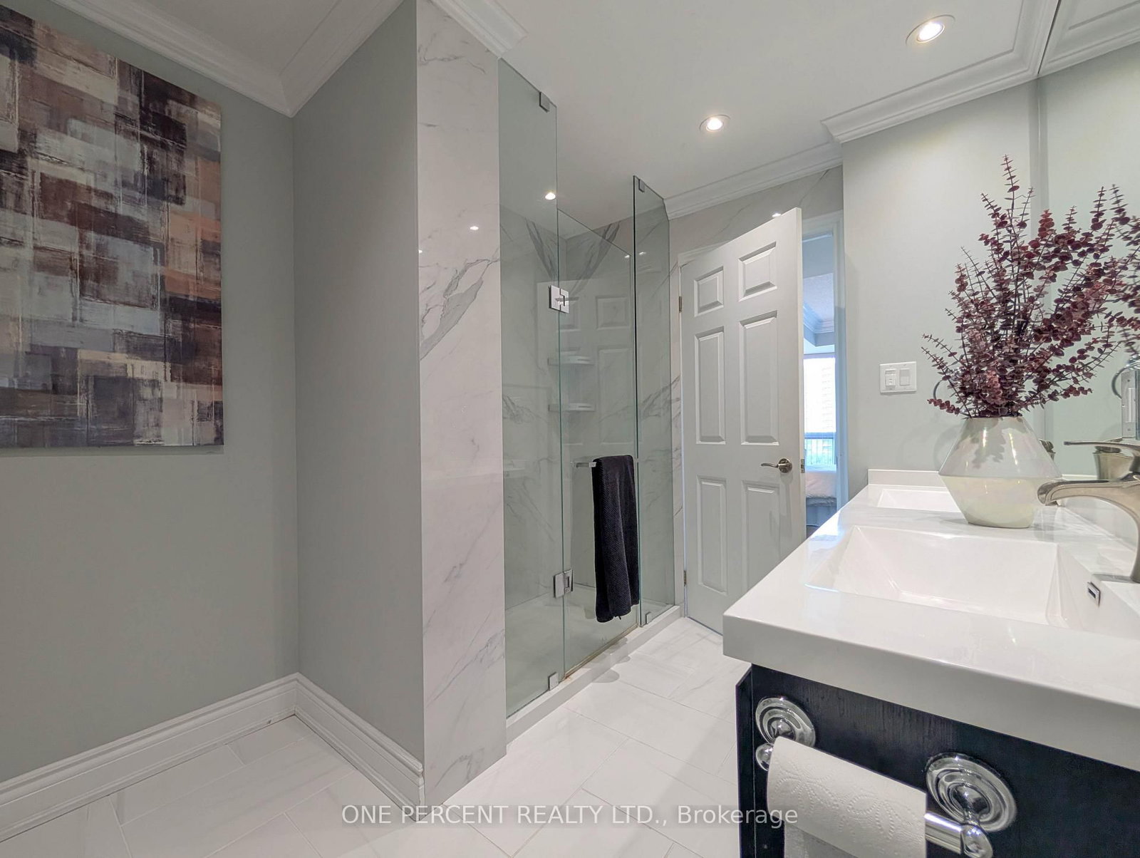 33 ELLEN Street • #604 • Barrie, ON photo 23