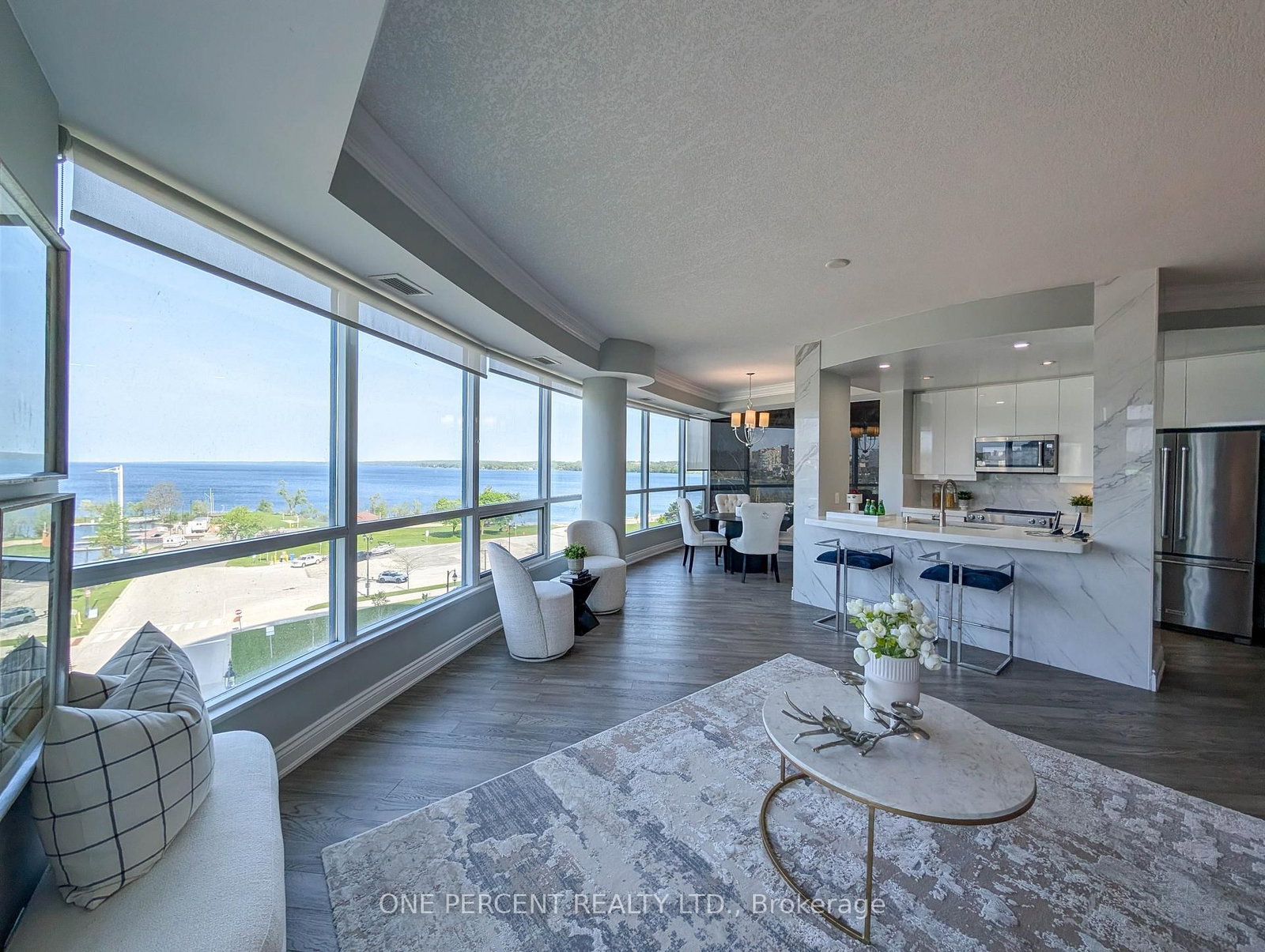 33 ELLEN Street • #604 • Barrie, ON photo 7