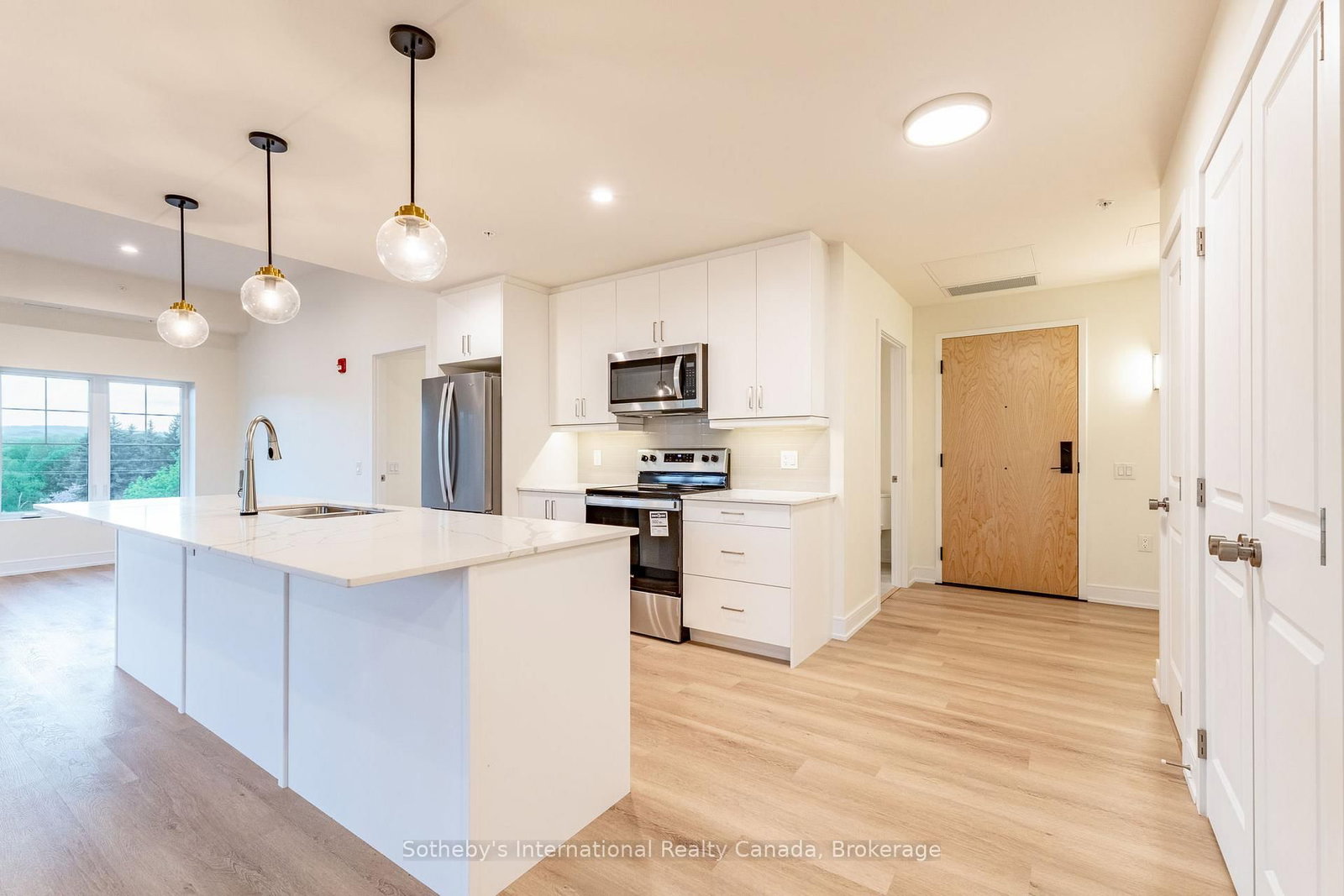 121 Mary Street, Unit 411 - Photo 7