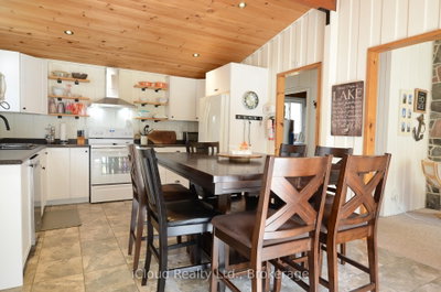 20 Roberval Circle • Tiny, ON photo 5