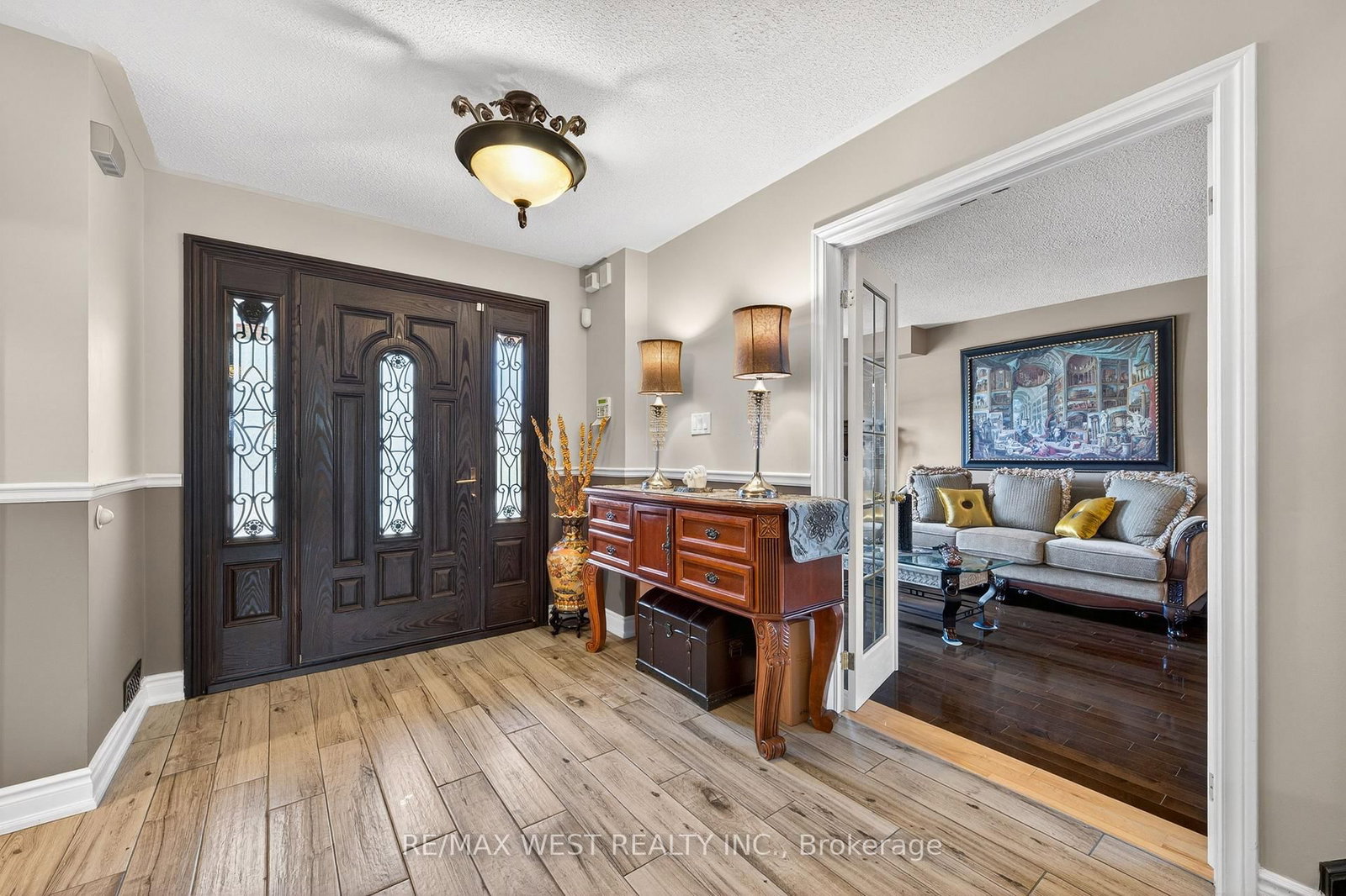 27 Golden Meadow Road • Barrie, ON photo 7
