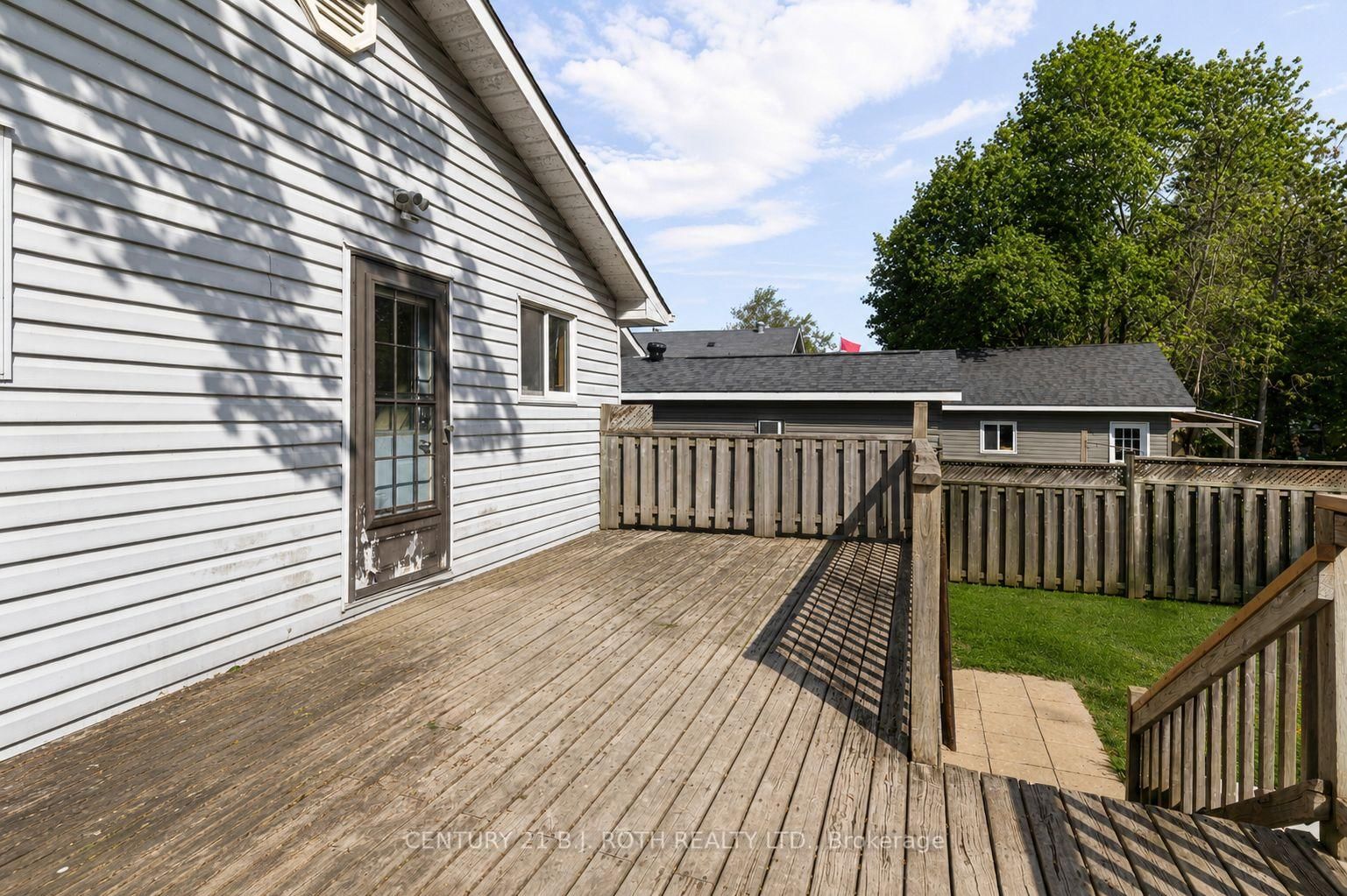 292 MILLARD Street • Orillia, ON photo 12
