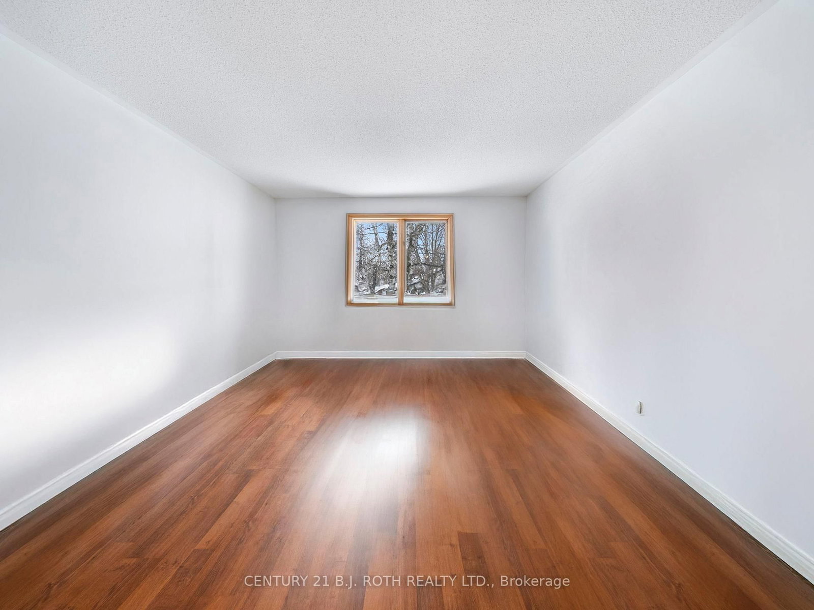 292 MILLARD Street • Orillia, ON photo 4