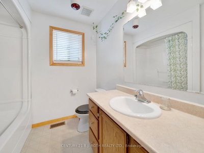 292 MILLARD Street • Orillia, ON photo 9