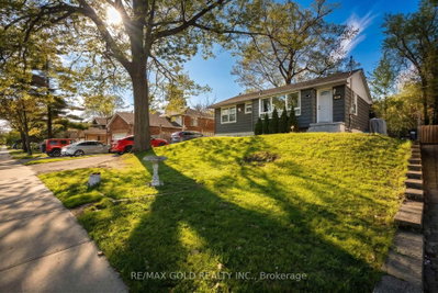 246 Edgehill Drive — photo 2
