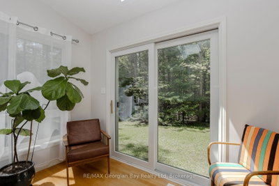 2 Ridout Court • Tiny, ON photo 9