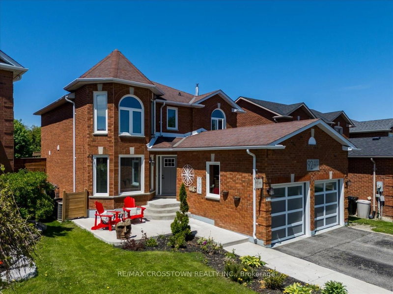 92 Golden Meadow Road