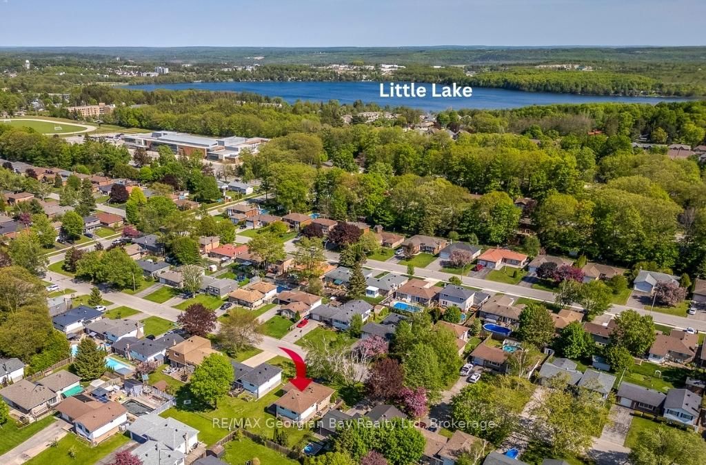 1010 Glen Eagles Crescent • Midland, ON photo 20