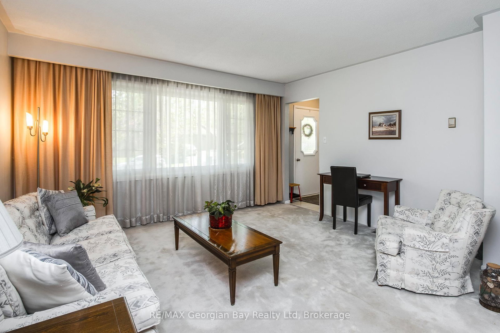 1010 Glen Eagles Crescent • Midland, ON photo 7