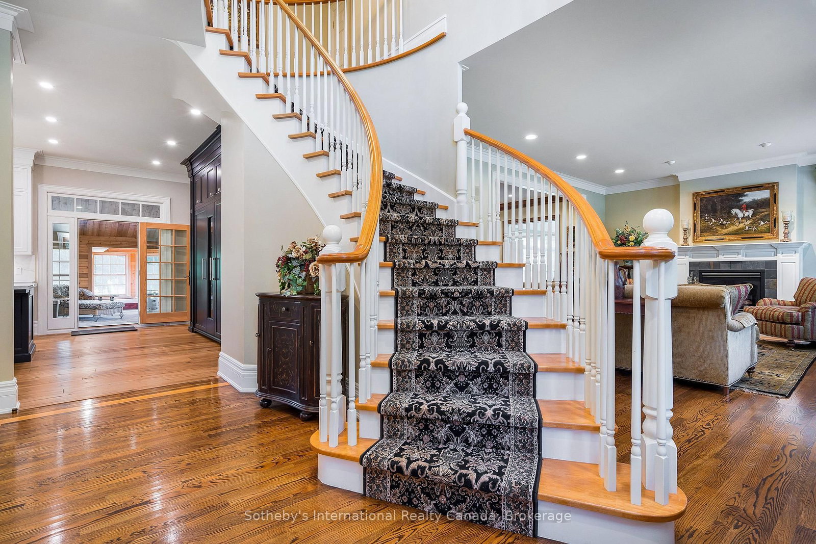 7781 Poplar Side Road • Clearview, ON photo 4
