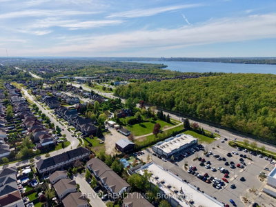 821 Big Bay Point Road • Barrie, ON photo 4