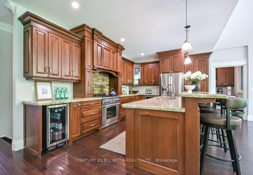 33 Reilly's Run • Springwater, ON photo 15