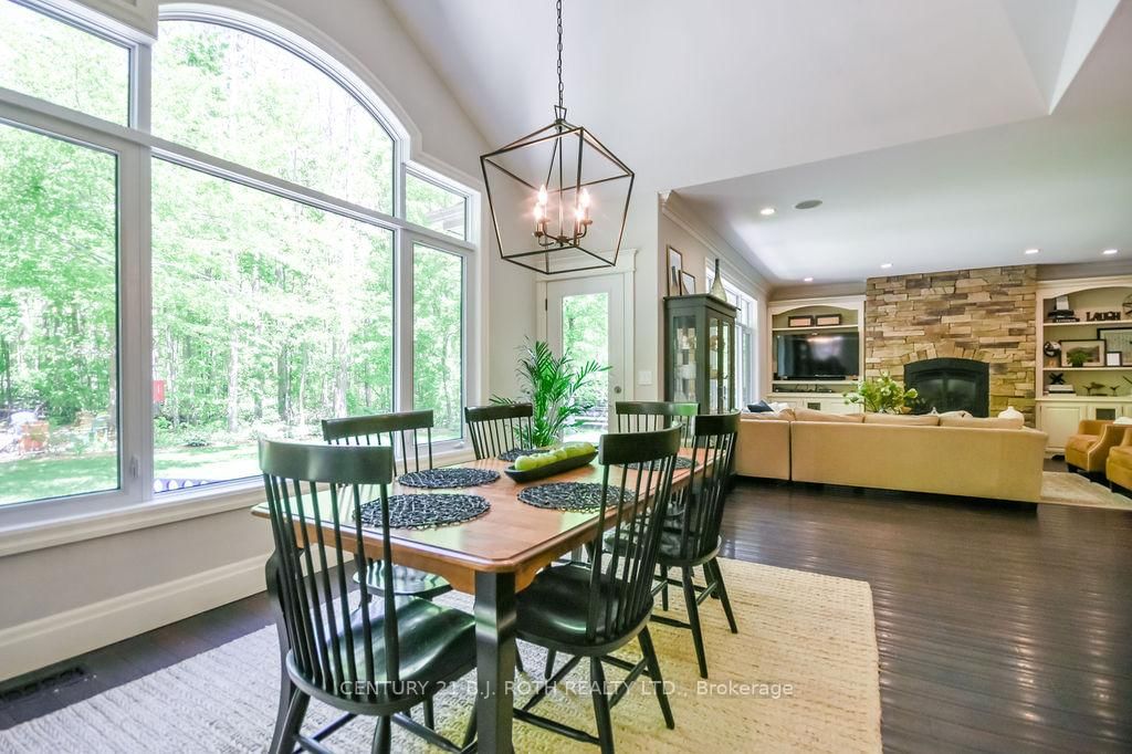33 Reilly's Run • Springwater, ON photo 19