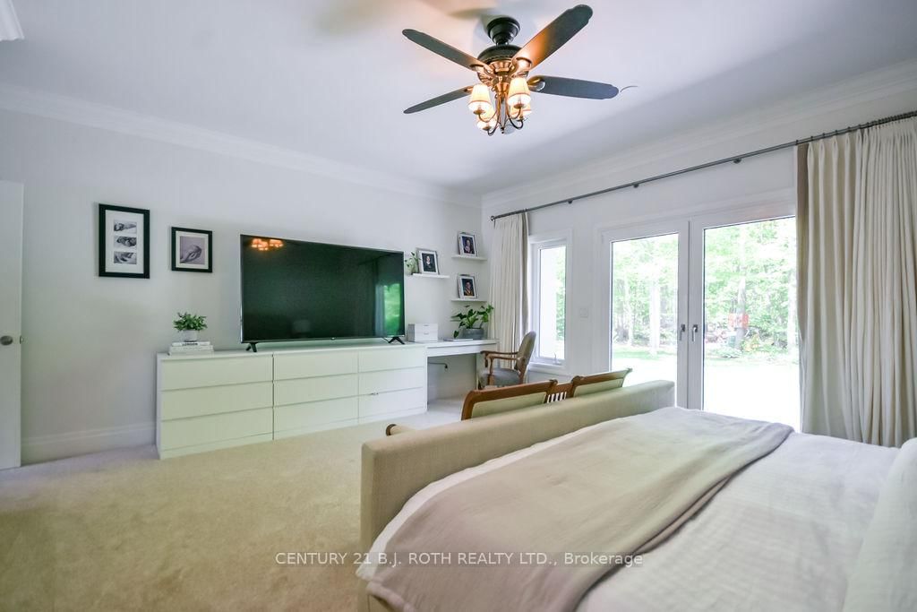 33 Reilly's Run • Springwater, ON photo 21
