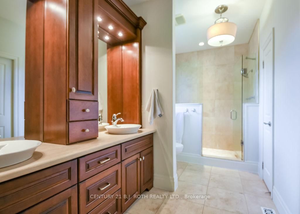 33 Reilly's Run • Springwater, ON photo 24