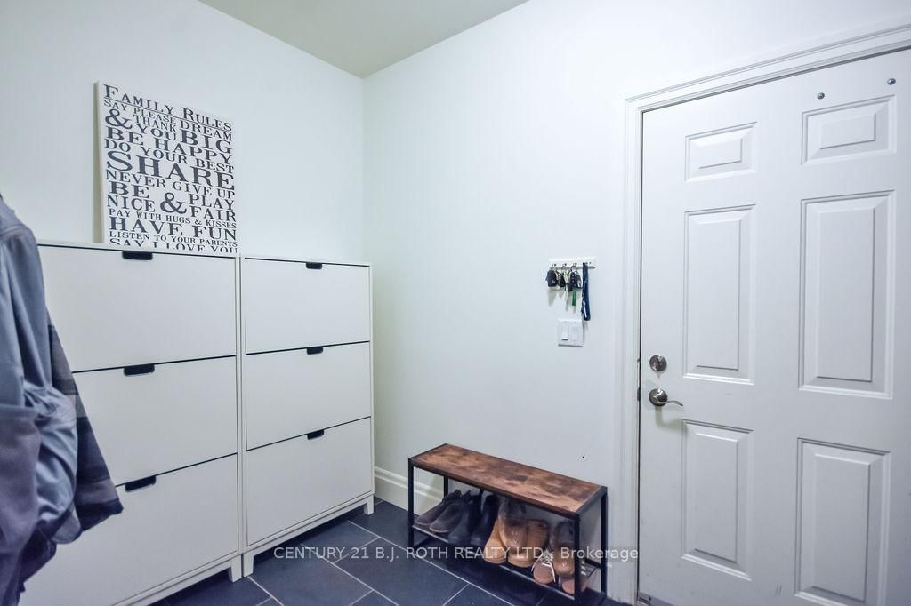 33 Reilly's Run • Springwater, ON photo 28