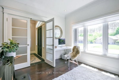 33 Reilly's Run • Springwater, ON photo 9