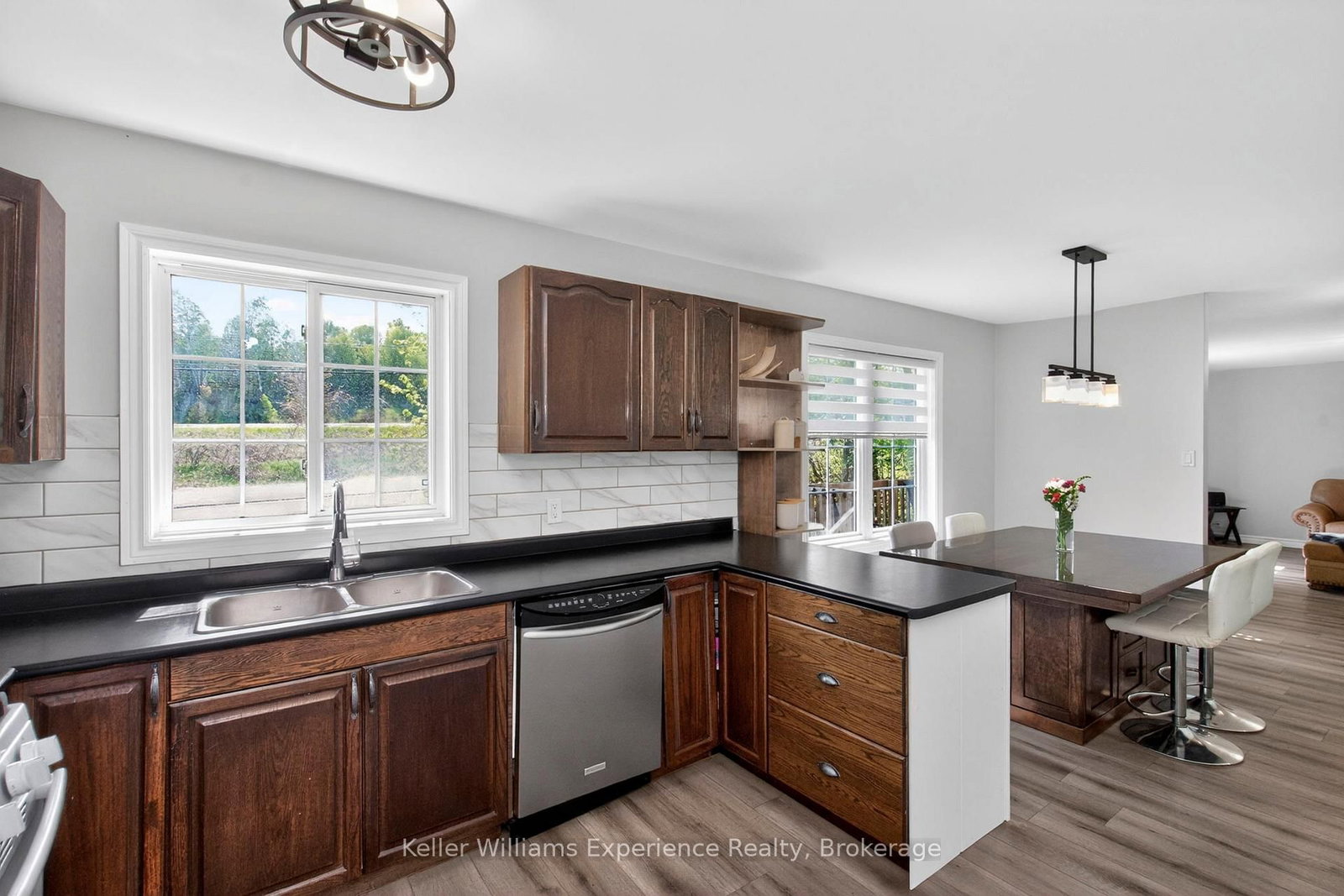 2555 Hodgins Road • Severn, ON photo 14