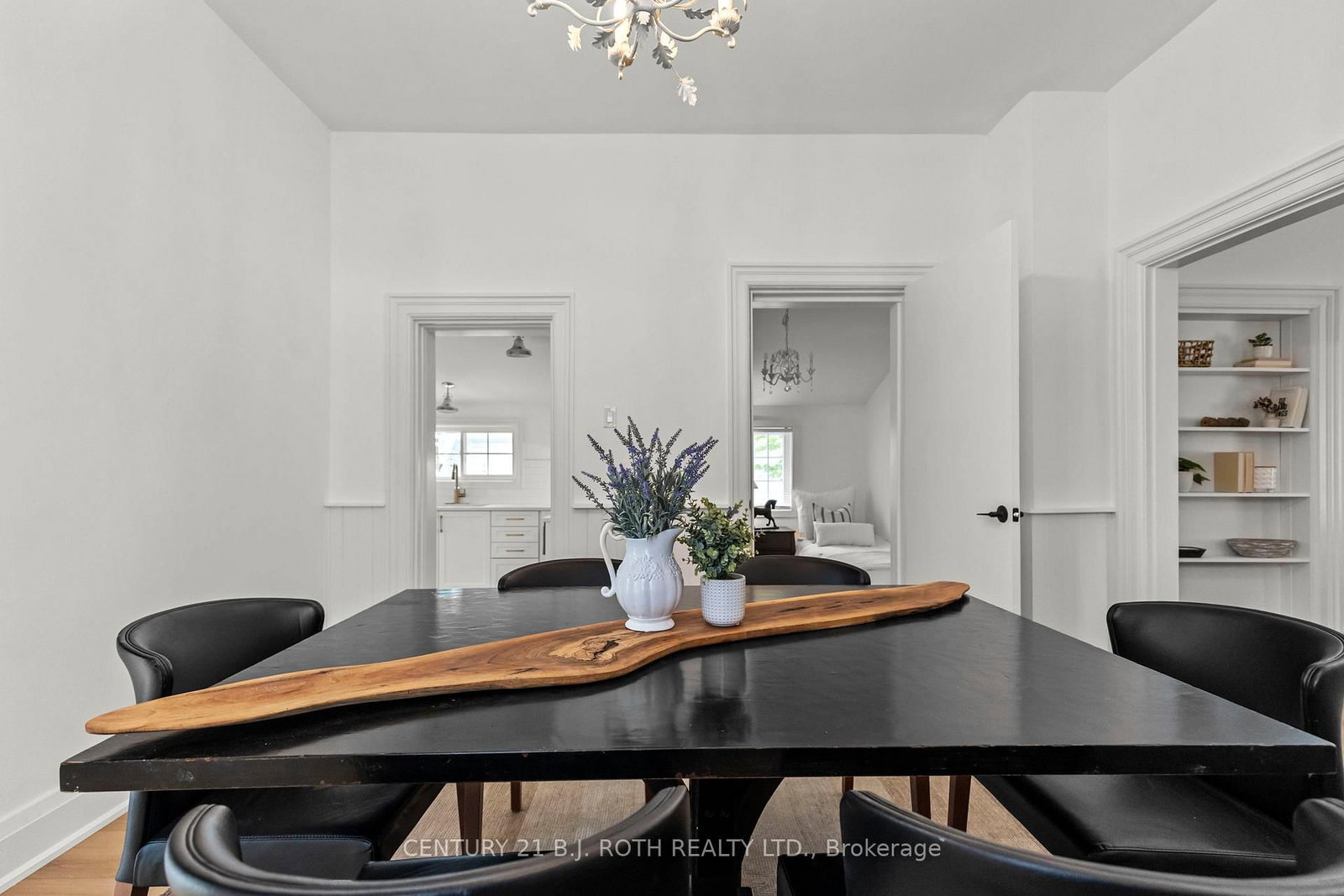 13 Nelson Square E • Barrie, ON photo 21