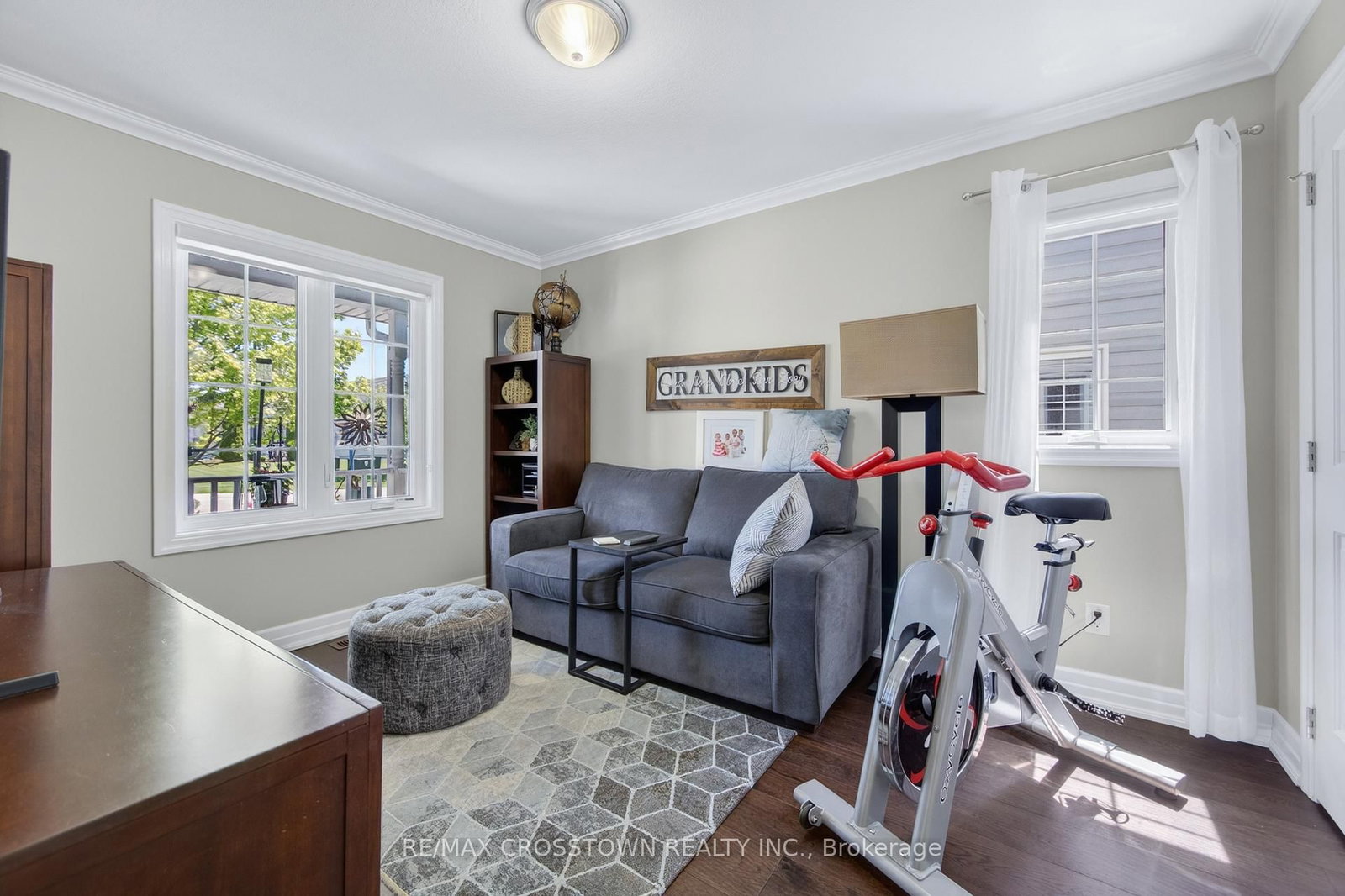 8 NEW YORK Avenue • Wasaga Beach, ON photo 8
