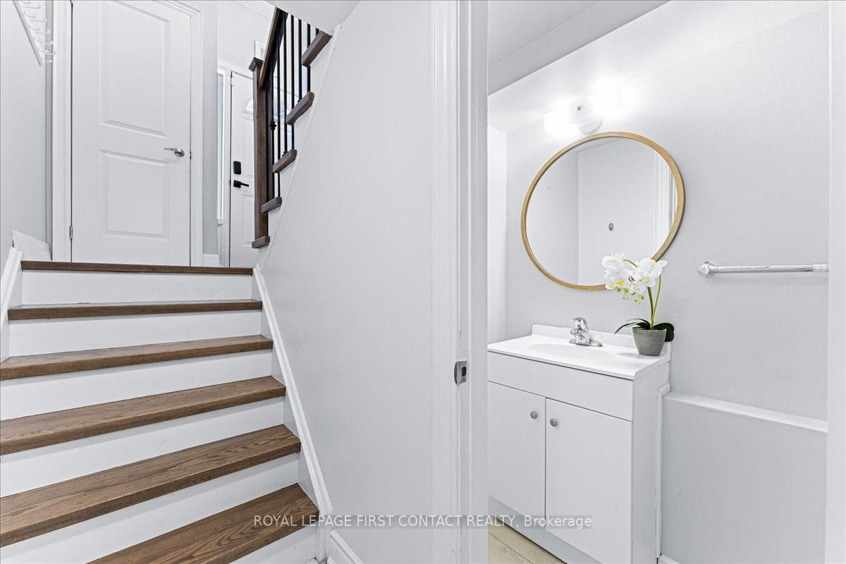 63 Ferris Lane • #I7 • Barrie, ON photo 21
