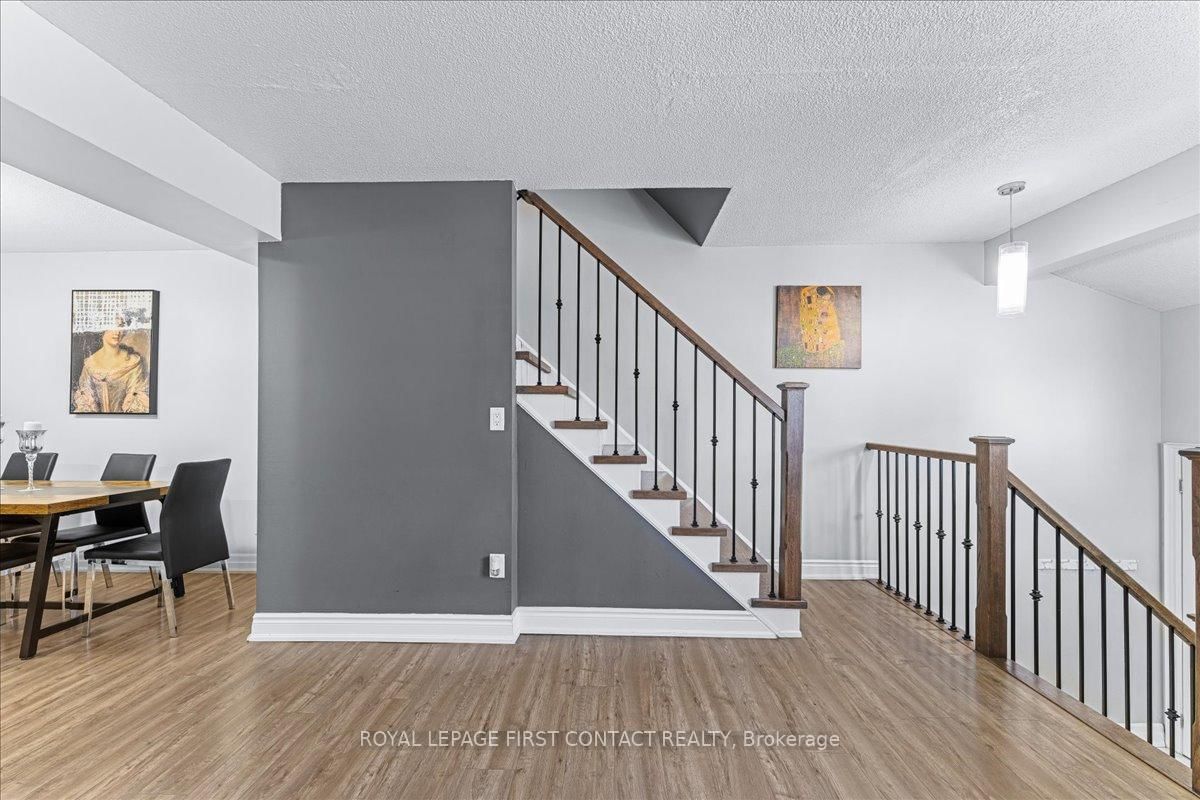 63 Ferris Lane • #I7 • Barrie, ON photo 5