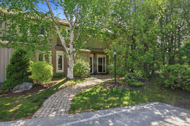 585 Oxbow Crescent