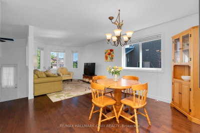 63 Masters Drive • Barrie, ON photo 8