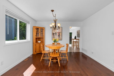 63 Masters Drive • Barrie, ON photo 9