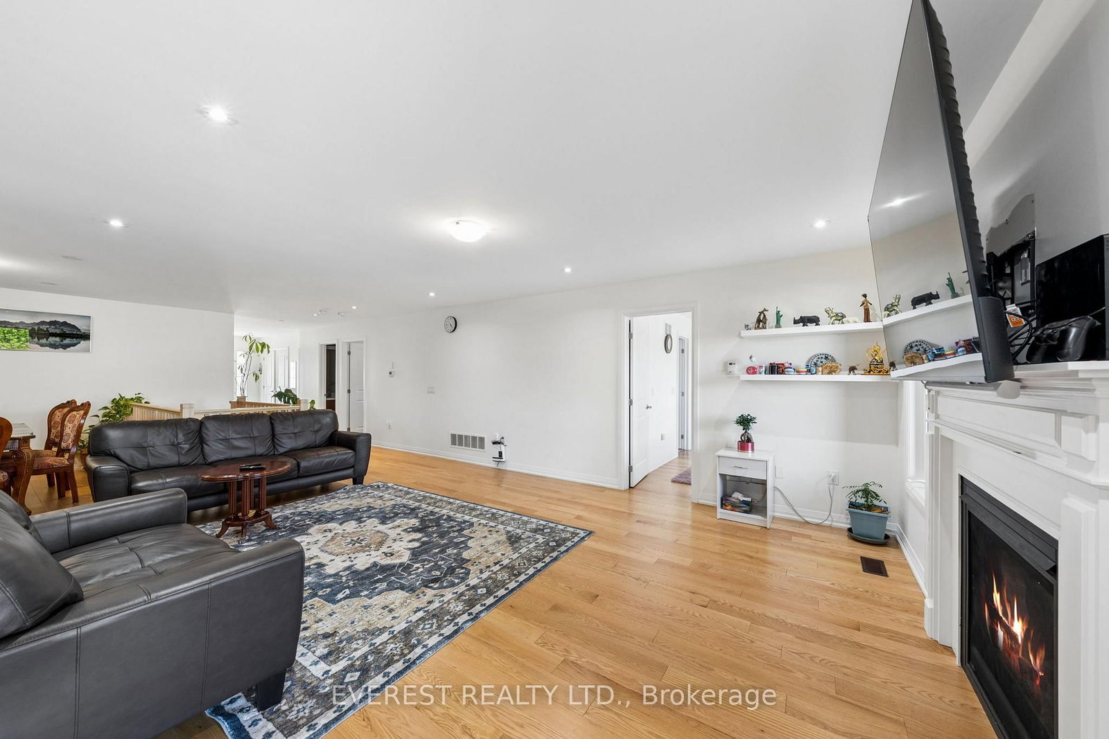 14 Hewson Street • Penetanguishene, ON photo 13