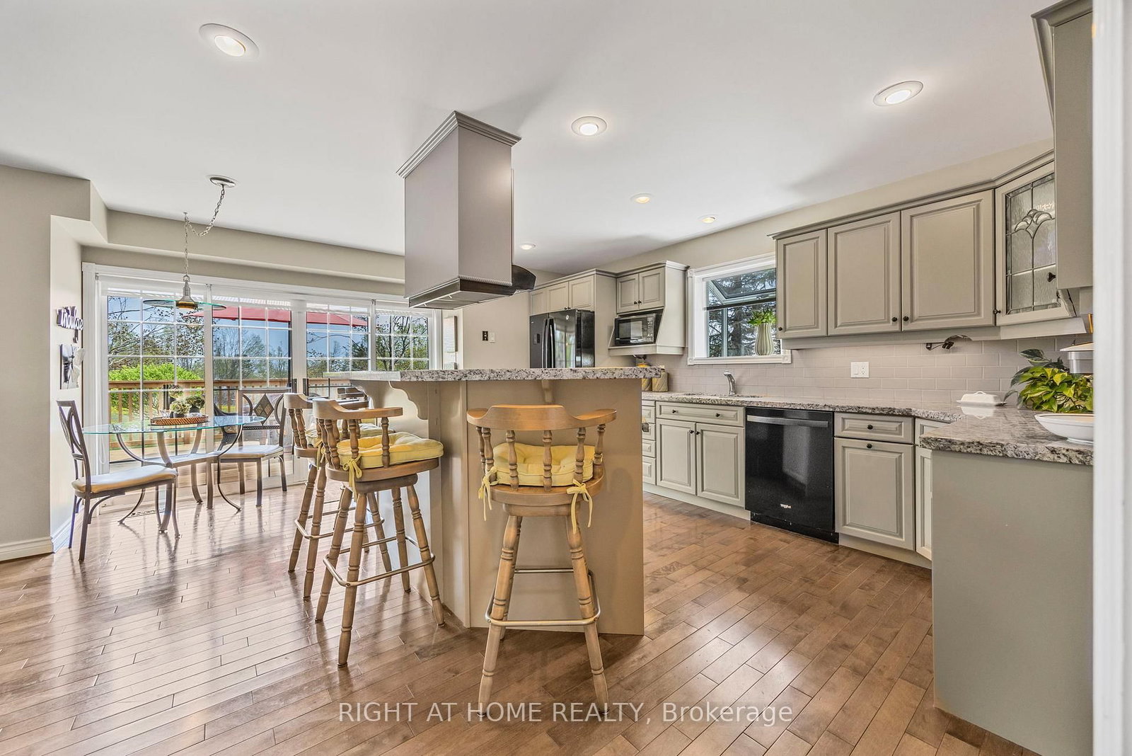 57 Highland Drive • Oro-Medonte, ON photo 10