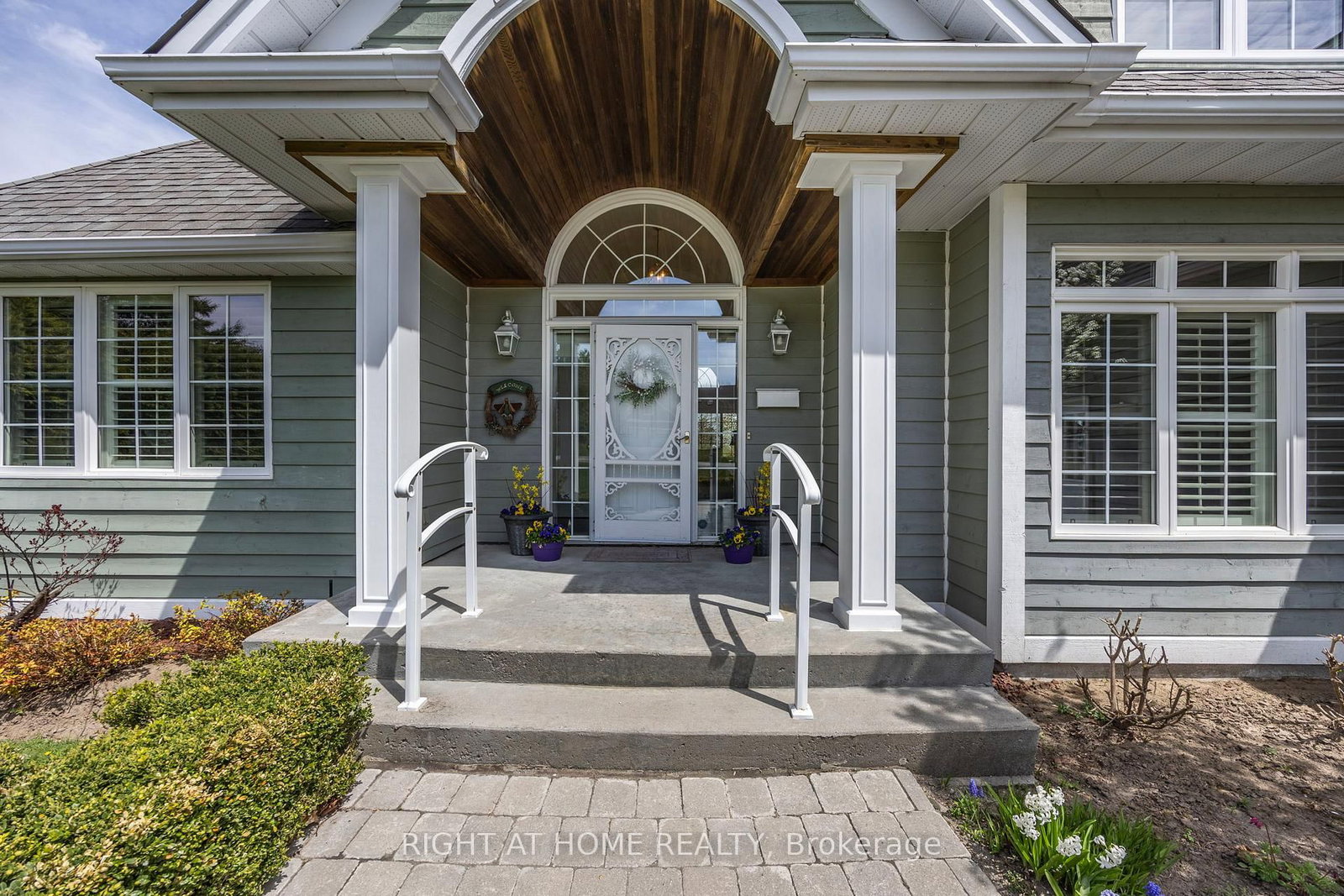57 Highland Drive • Oro-Medonte, ON photo 5