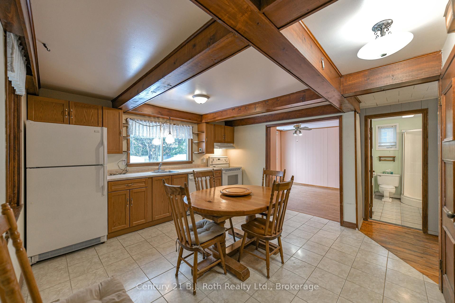 337 Colborne Street W