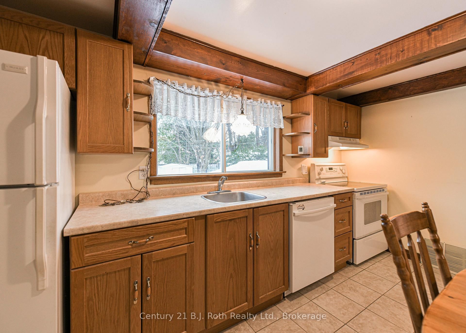 337 Colborne Street W