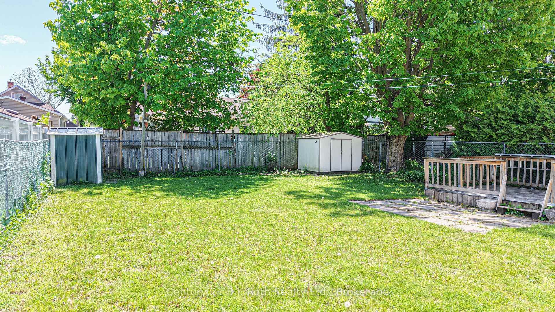 337 Colborne Street W