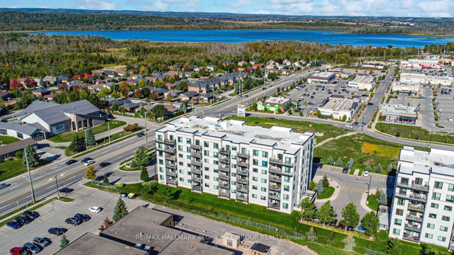 404 - 295 Cundles Road E