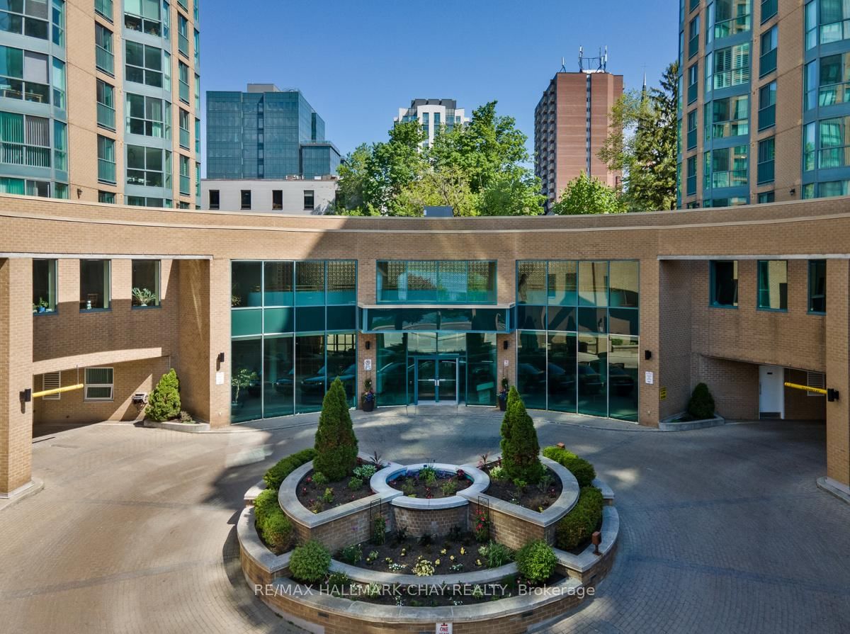150 Dunlop Street E • #1104 • Barrie, ON photo 1