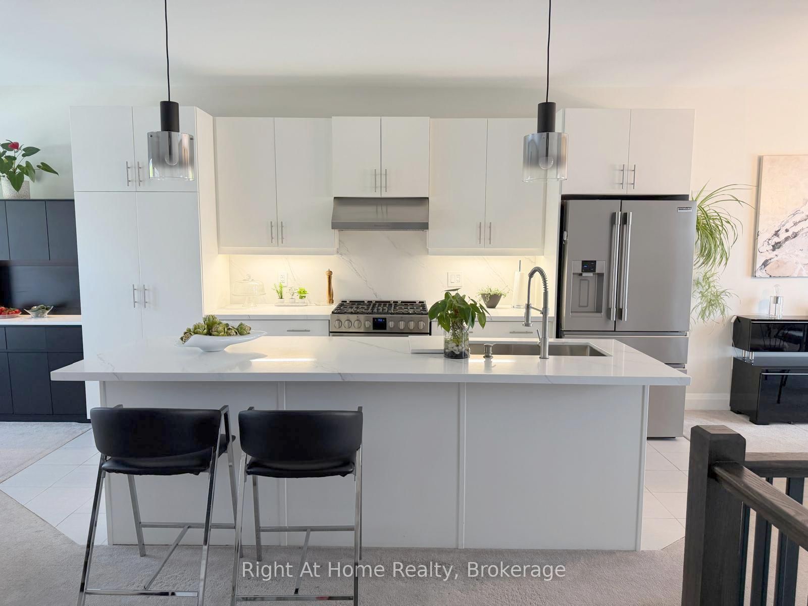 23 Ralph Dalton Boulevard • Tay, ON photo 6
