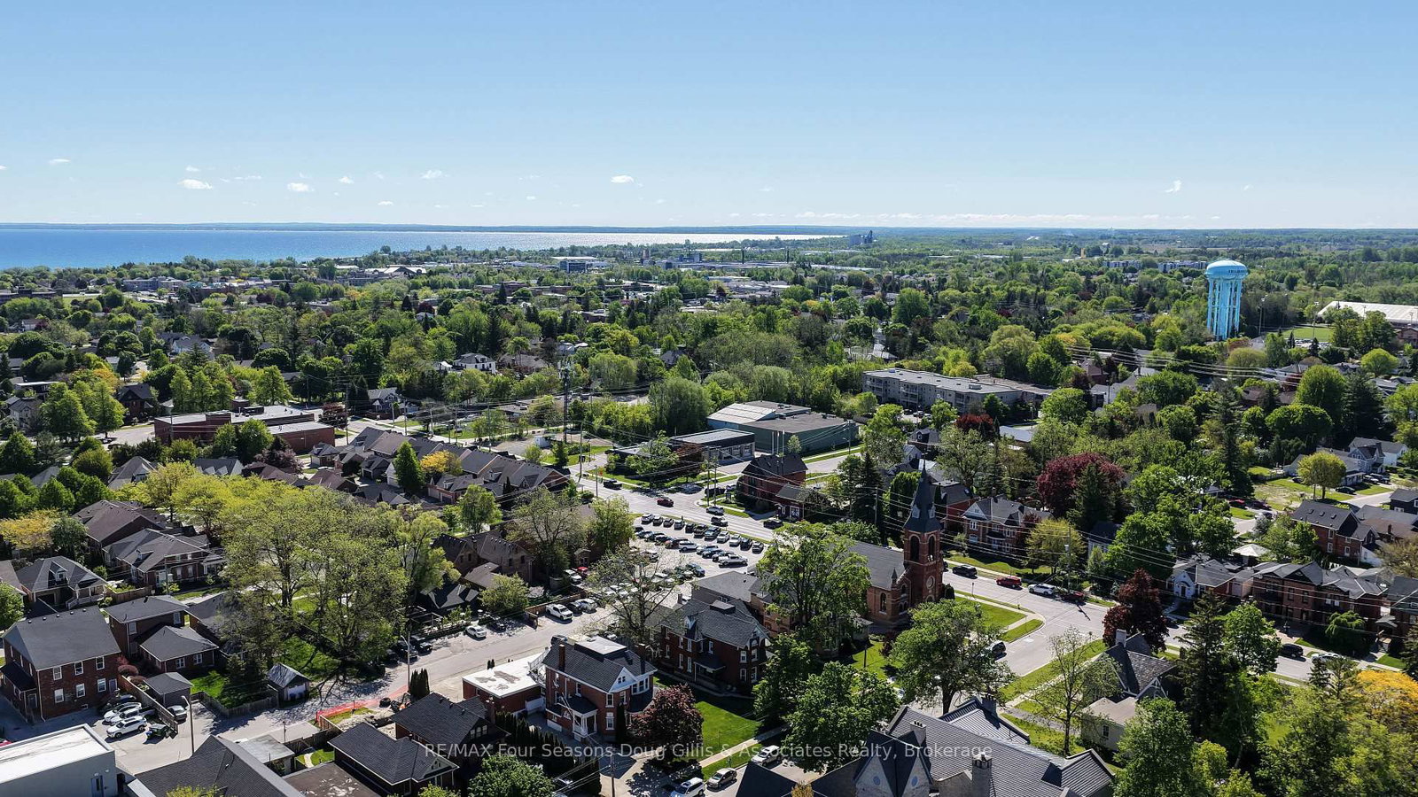 57 Elgin Street • Collingwood, ON photo 10