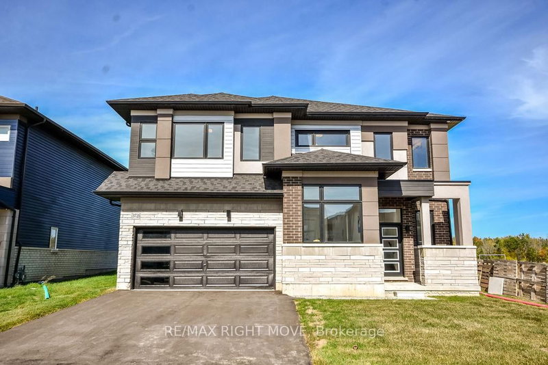 home for lease on 3721 Quayside Drive