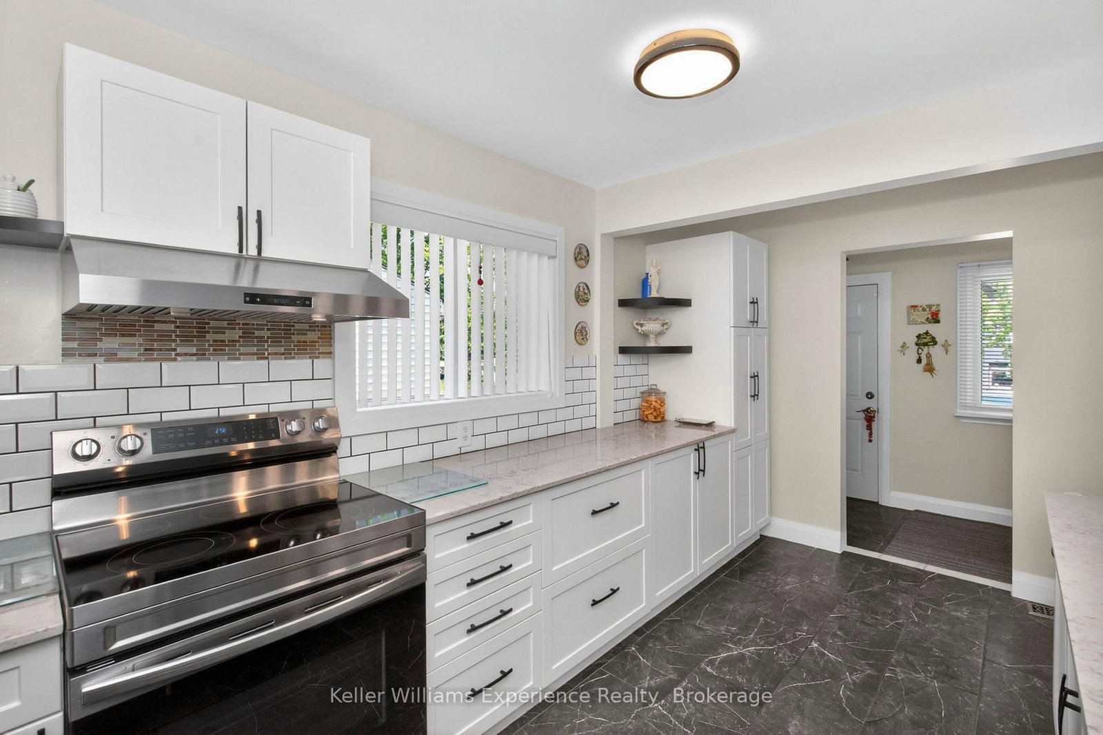 174 Seventh Street • Midland, ON photo 11