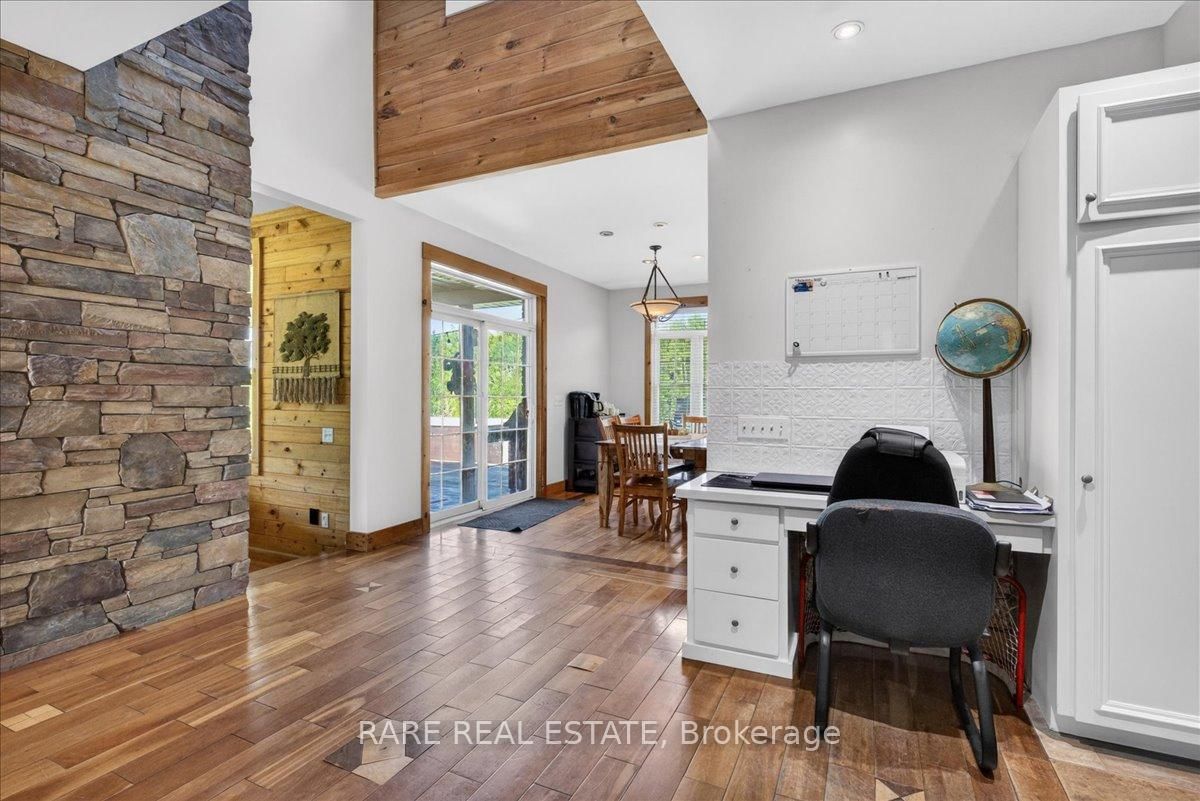 3938 Hogback Road • Clearview, ON photo 14