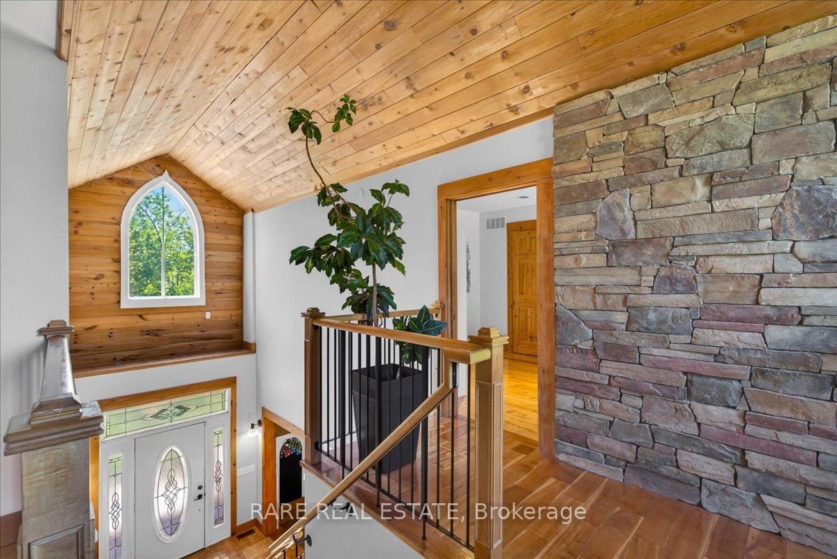 3938 Hogback Road • Clearview, ON photo 24