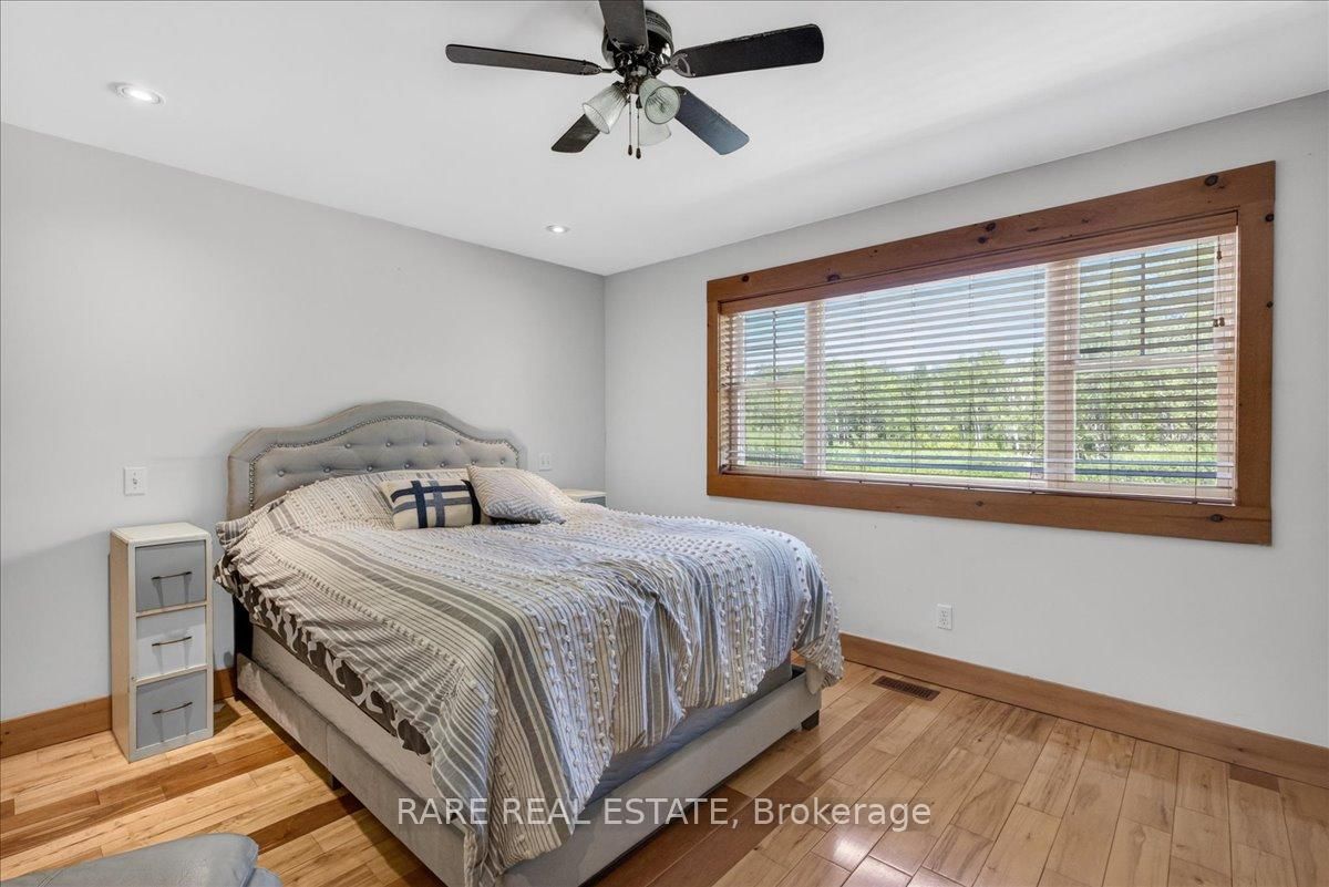 3938 Hogback Road • Clearview, ON photo 25