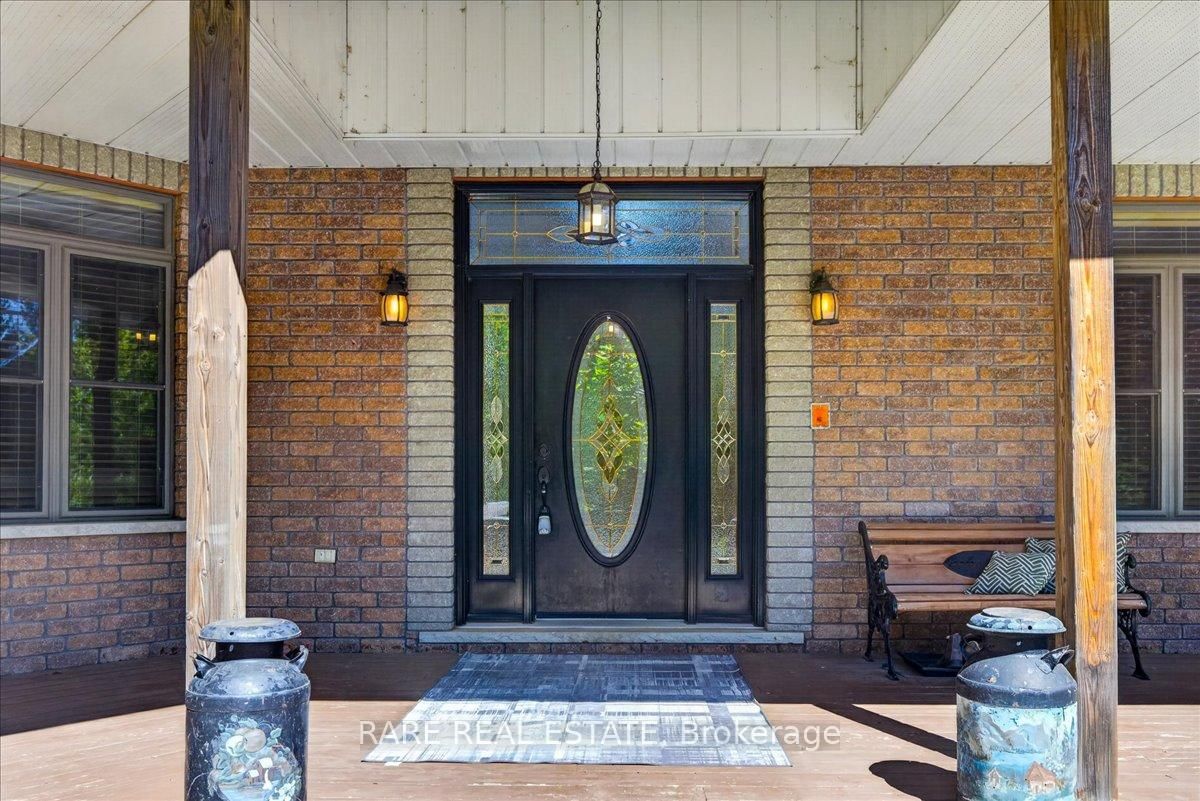 3938 Hogback Road • Clearview, ON photo 5