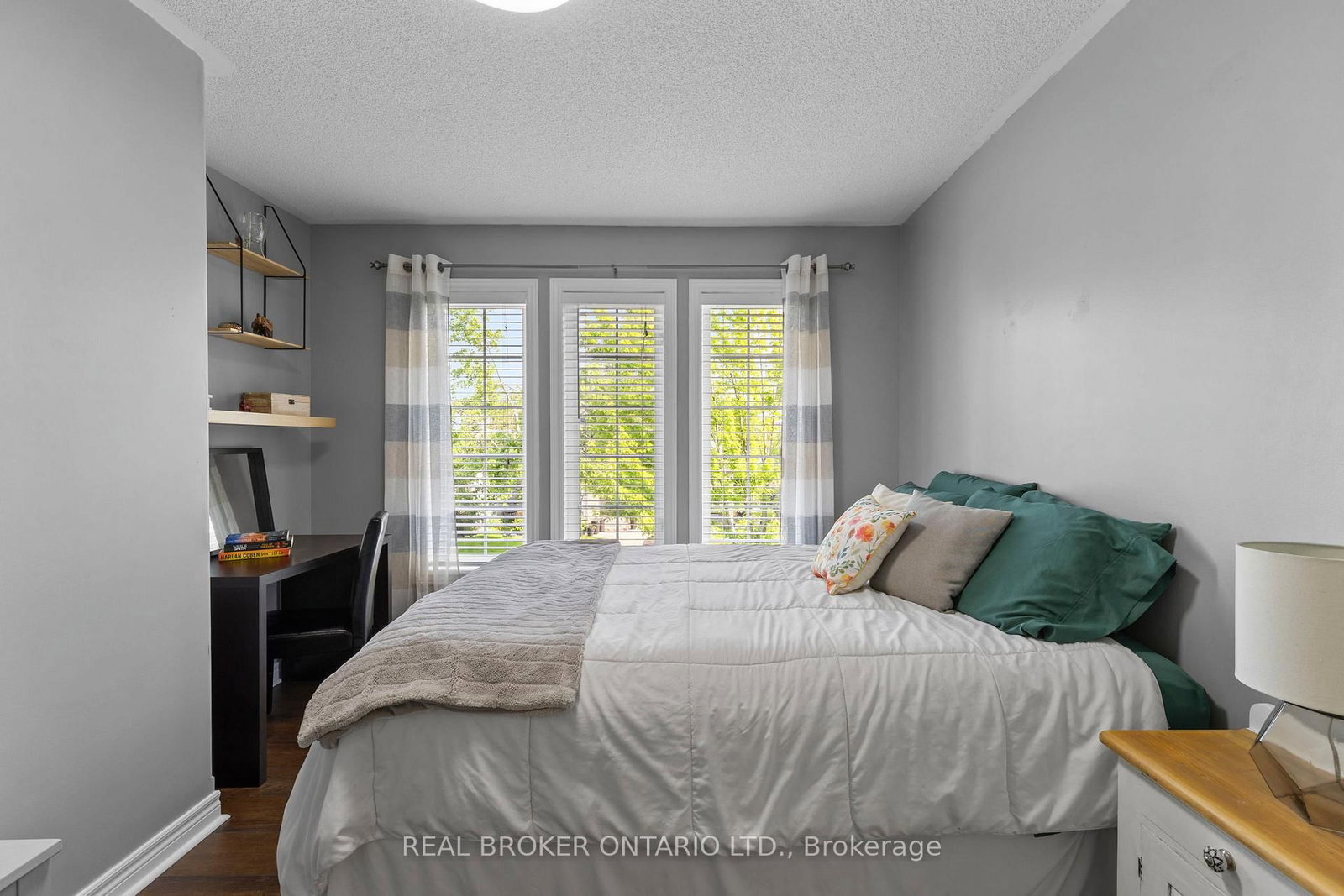 17 CRANBERRY Lane • Barrie, ON photo 19